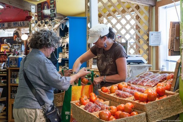 Farmers' market produce